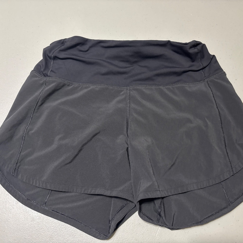 Lululemon women's Speed Up High Rise Black Running Unlined Shorts LW7BBFT Sz 4